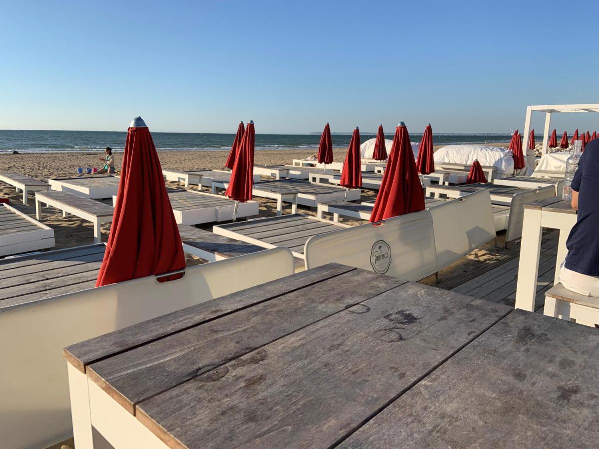 Grand Rez De Jardin-Terrasse Avec Vue Sur La Mer - 2 Chambres Blonville-sur-Mer Exteriör bild